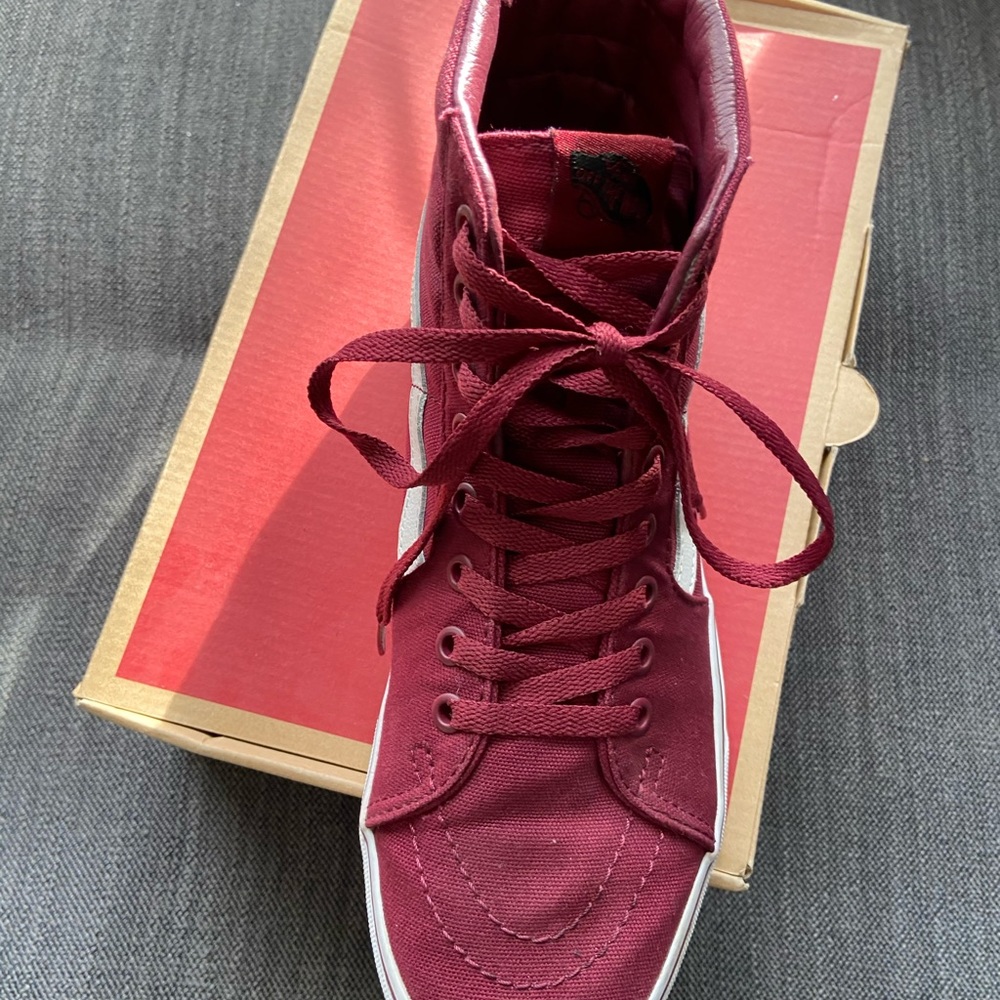 S8-Hi Vans - Picture 3 of 6